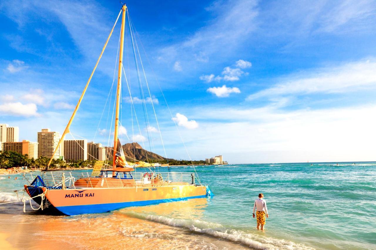 Aloha Vibes Await! Stylish Condo At Aloha Surf - Mountain And City Views Honolulu Eksteriør billede